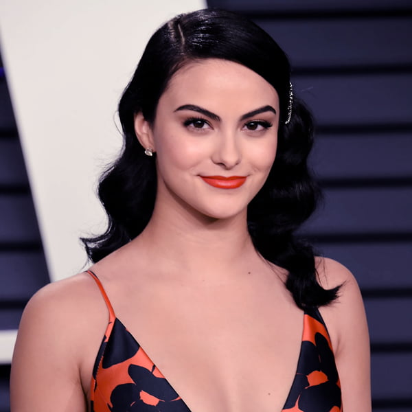 Camila Mendes